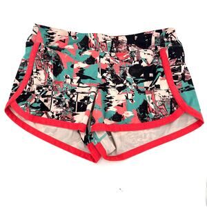 The North Face women’s geo print lined running shorts